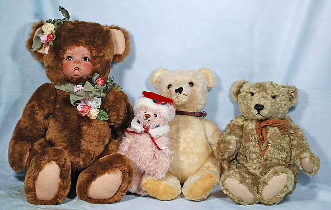 COLLECTION OF  CONTEMPORARY AND ARTIST TEDDY BEARS. (1 of 1)