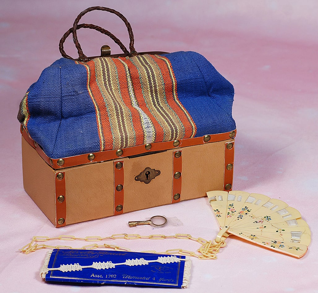 SAC DU VOAGE AND CELLULOID FAN. (1 of 1)