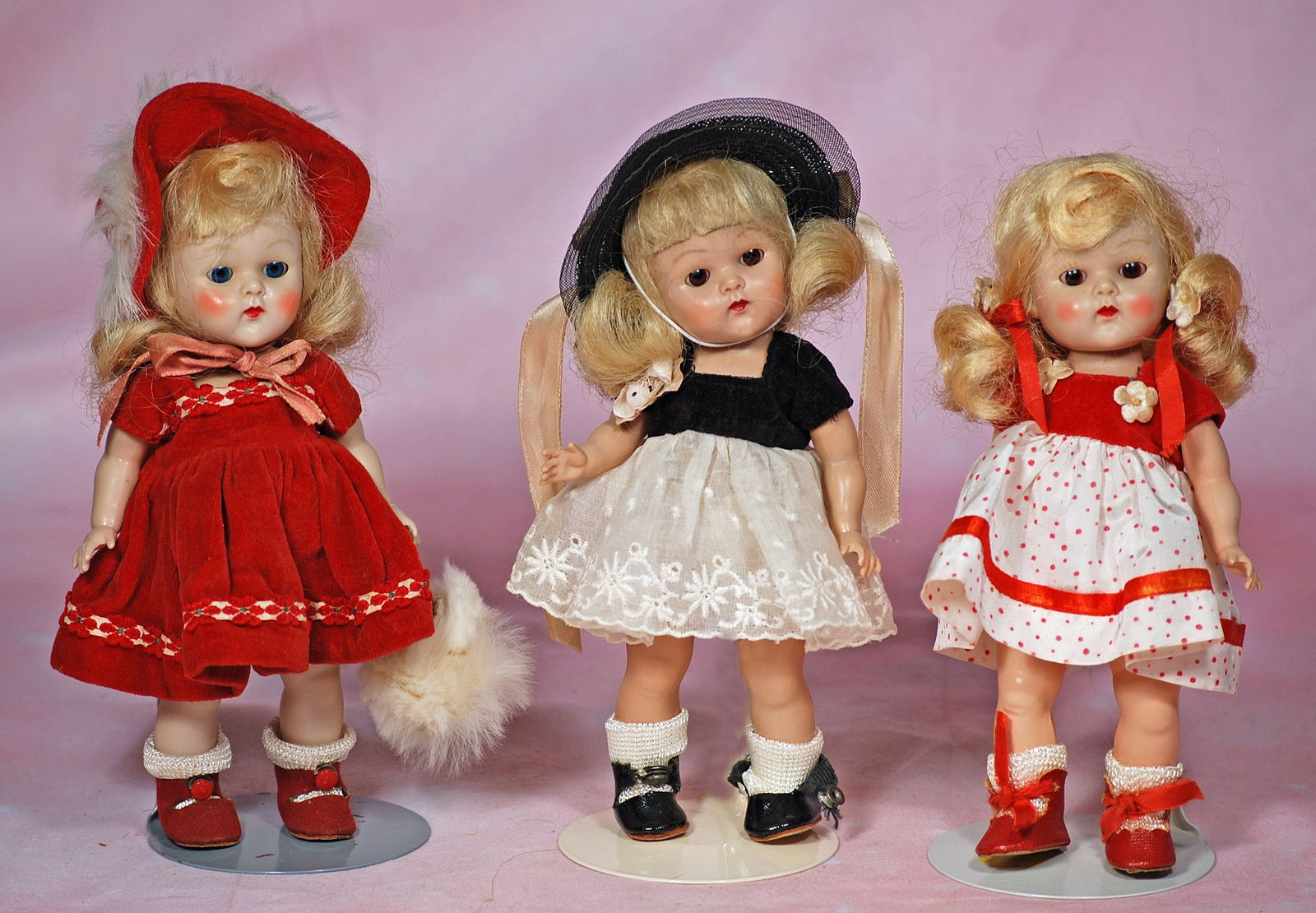 THREE PAINTED LASH VOGUE GINNY DOLLS (1 of 1)