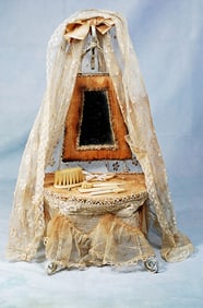 FRENCH DOLL’S LACE-TRIMMED TOILETTE
