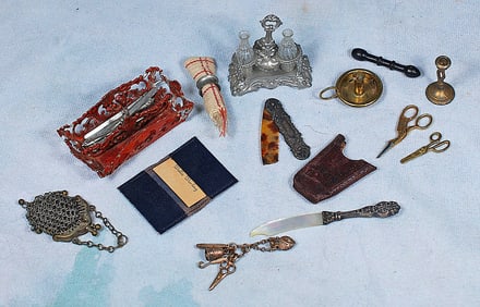 ASSORTED MINIATURE DOLL ACCESSORIES.