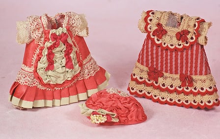 DOLL DRESSES FOR MINATURE DOLLS
