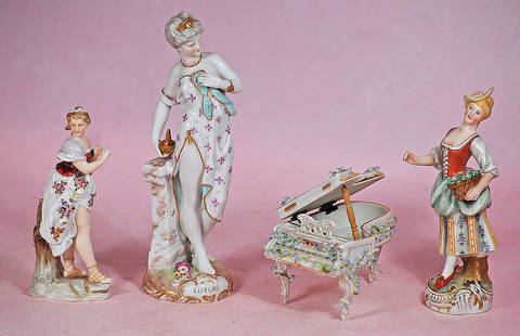 MINIATURE PORCELAIN DRESDEN PIANO AND THREE GERMAN PORCELAIN FIGURINES: MINIATURE PORCELAIN DRESDEN PIANO AND THREE GERMAN PORCELAIN FIGURINES. 2 &#189;&#8221; porcelain grand piano with a multitude of Dresden decorations, hinge at the side with wooden support for opening