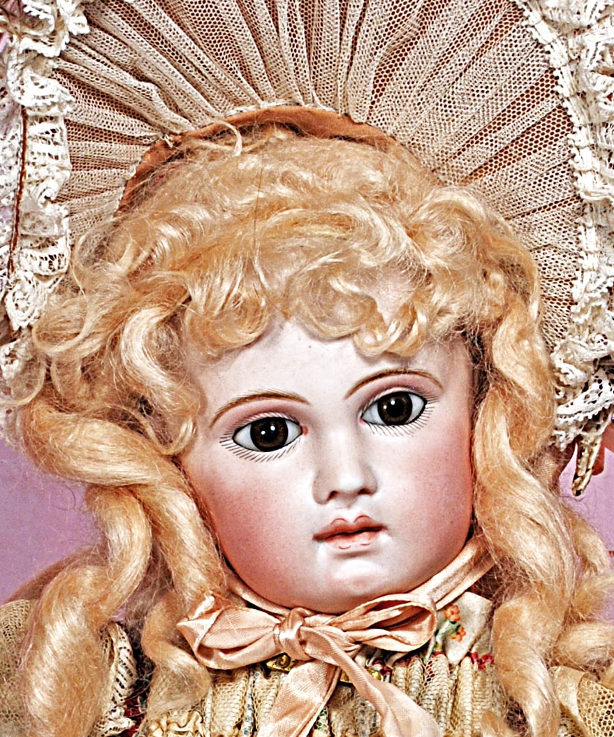 EARLY FRENCH BISQUE PORTRAIT BEBE BY EMILE JUMEAU (1 of 2)