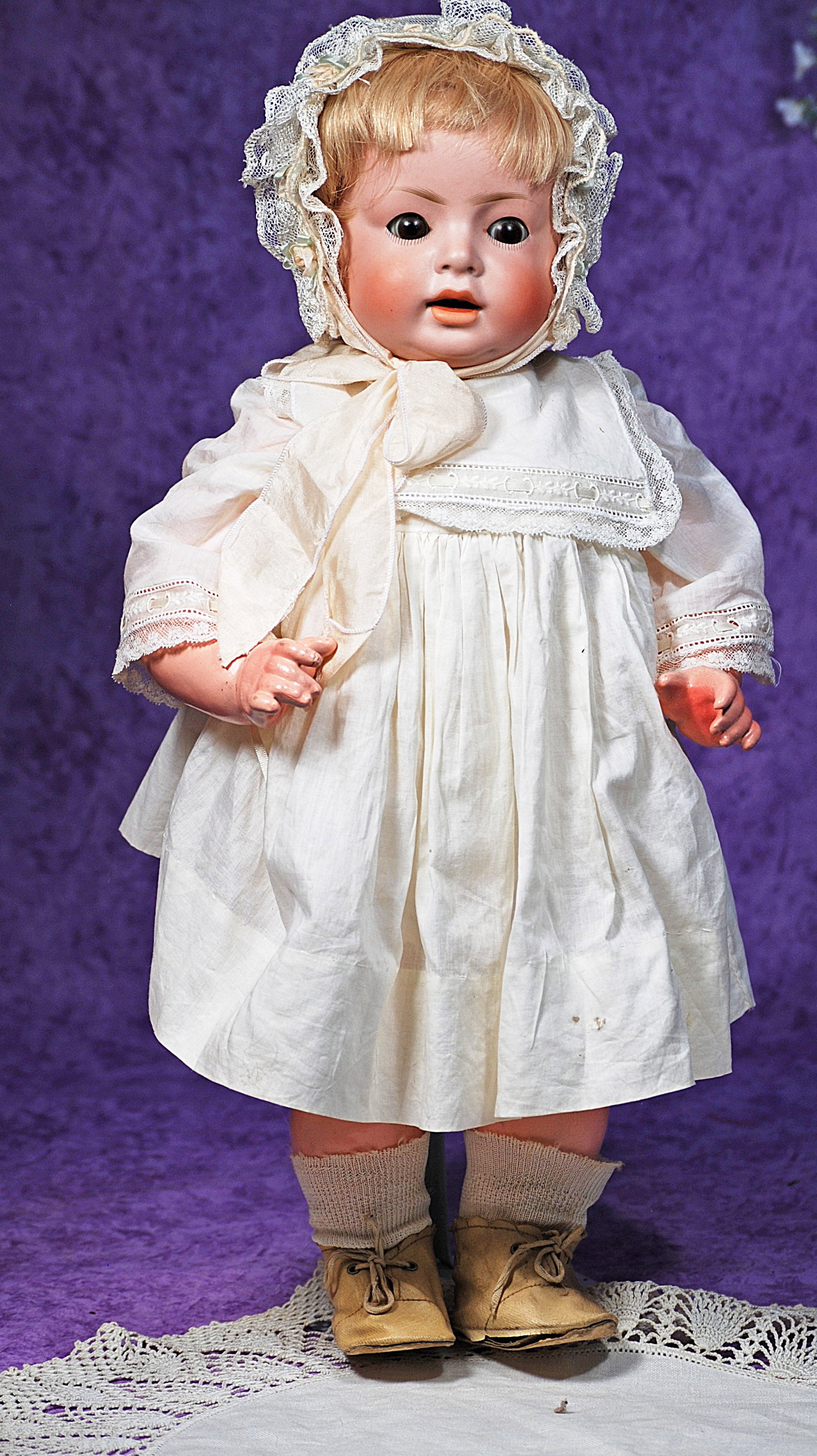GERMAN BISQUE HANNA TODDLER BY SCHOENAU AND HOFFMEISTER.: GERMAN BISQUE HANNA TODDLER BY SCHOENAU AND HOFFMEISTER. 17". Marks: S BP H in star, Hanna. Bisque socket head, brown sleep eyes,painted lower lashes, feathered brows, open mouth, accented lips, two u