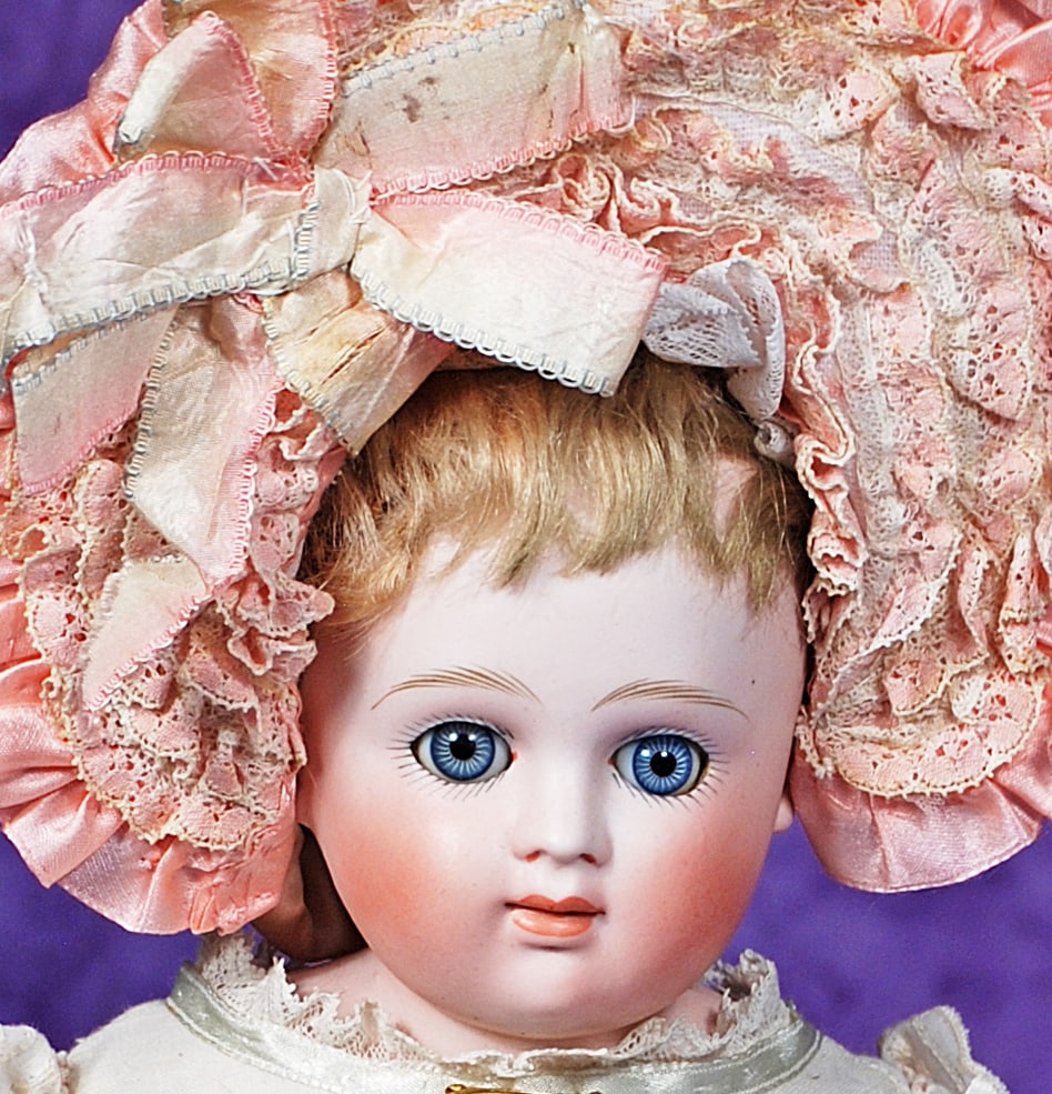 GERMAN BISQUE CLOSED MOUTH DOLL BY KESTNER (1 of 2)
