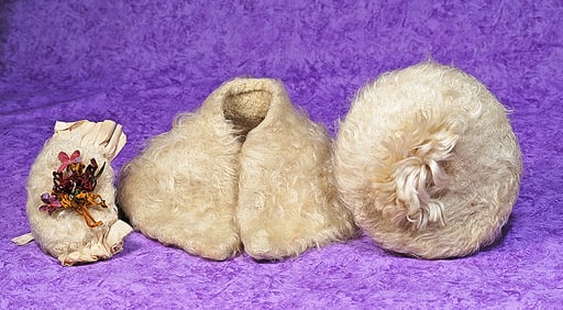 DOLL FUR CAPELET, HAT AND MUFF SET.