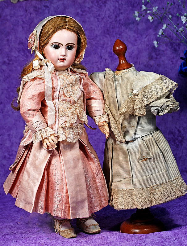 FRENCH BISQUE BEBE JUMEAU, SIZE 8. (1 of 2)