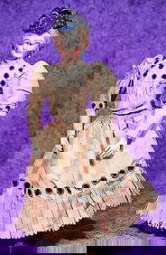 PETITE FRENCH BISQUE POUPEE. (1 of 2)