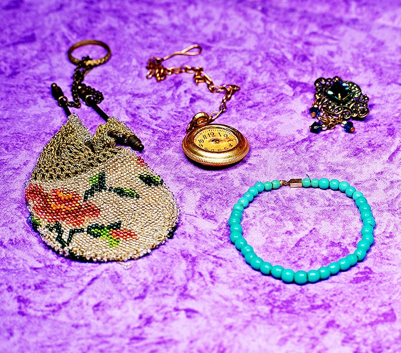 DOLL ACCESSORIES. (1 of 1)