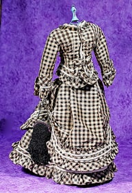 SILK GOWN FOR FRENCH POUPEE.