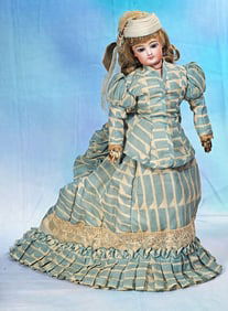 RENCH BISQUE POUPEE BY GAULTHIER.