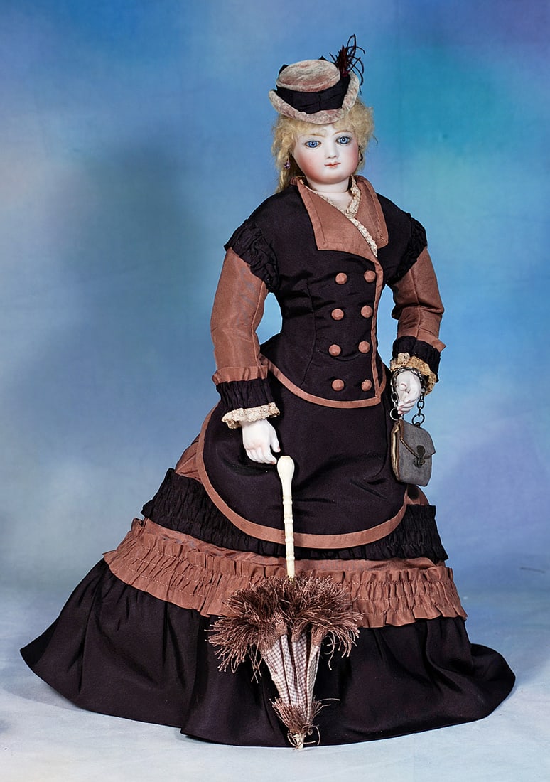 BEAUTIFUL FRENCH BISQUE POUPEE BY JUMEAU WITH BISQUE ARMS (1 of 2)