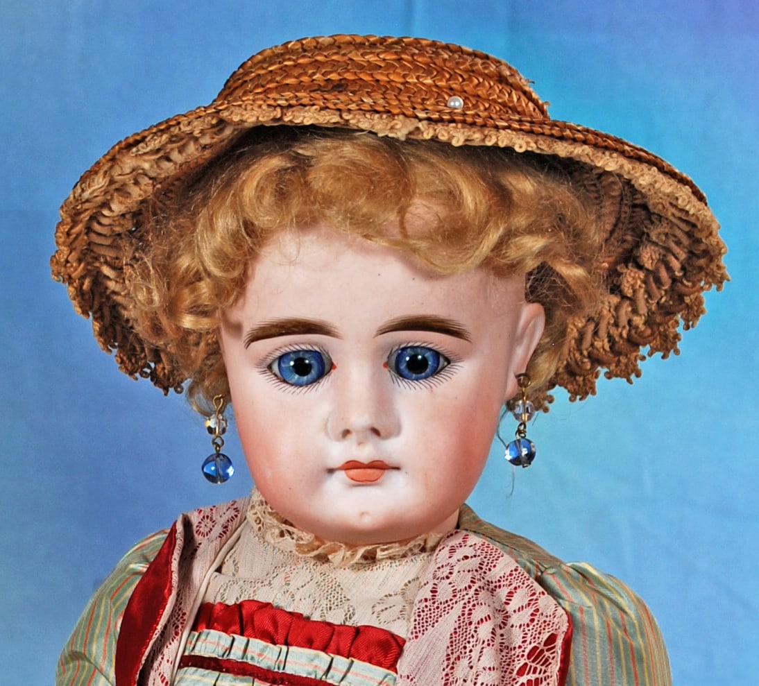 SONNEBERG BISQUE DOLL, MODEL 630, BY MYSTERY MAKER - 2