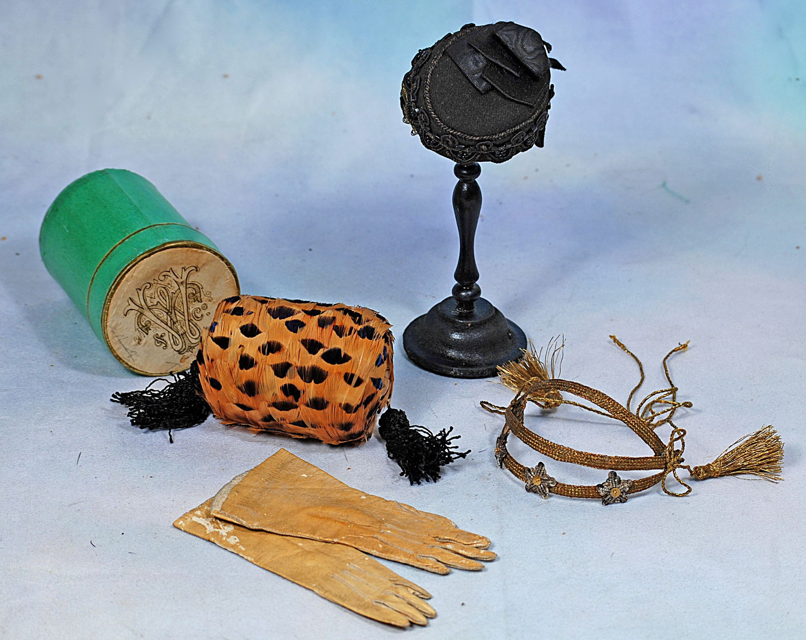 ACCESSORIES FOR POUPEE (1 of 1)