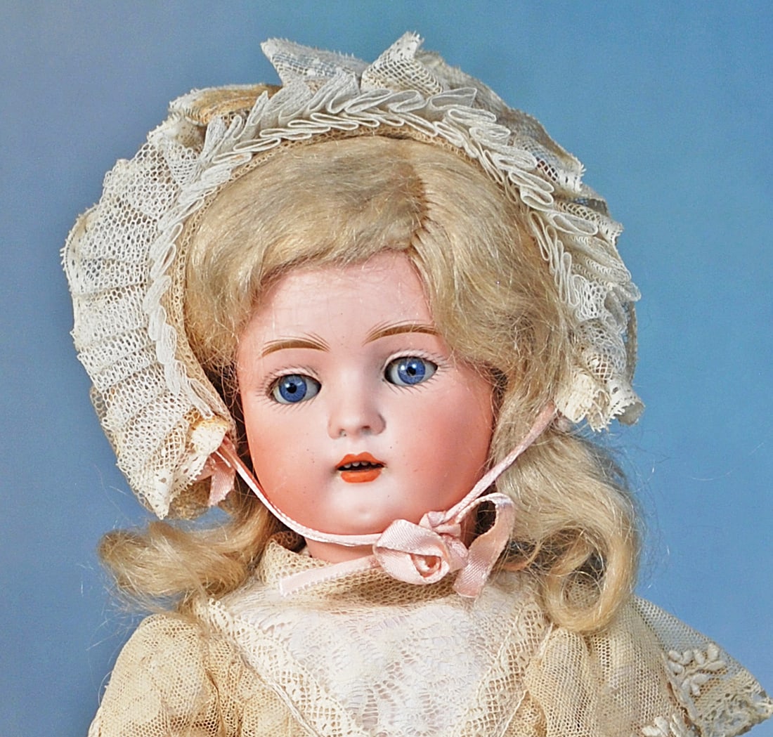 PETITE GERMAN BISQUE DOLL BY BRUNO SCHMIDT. - 2