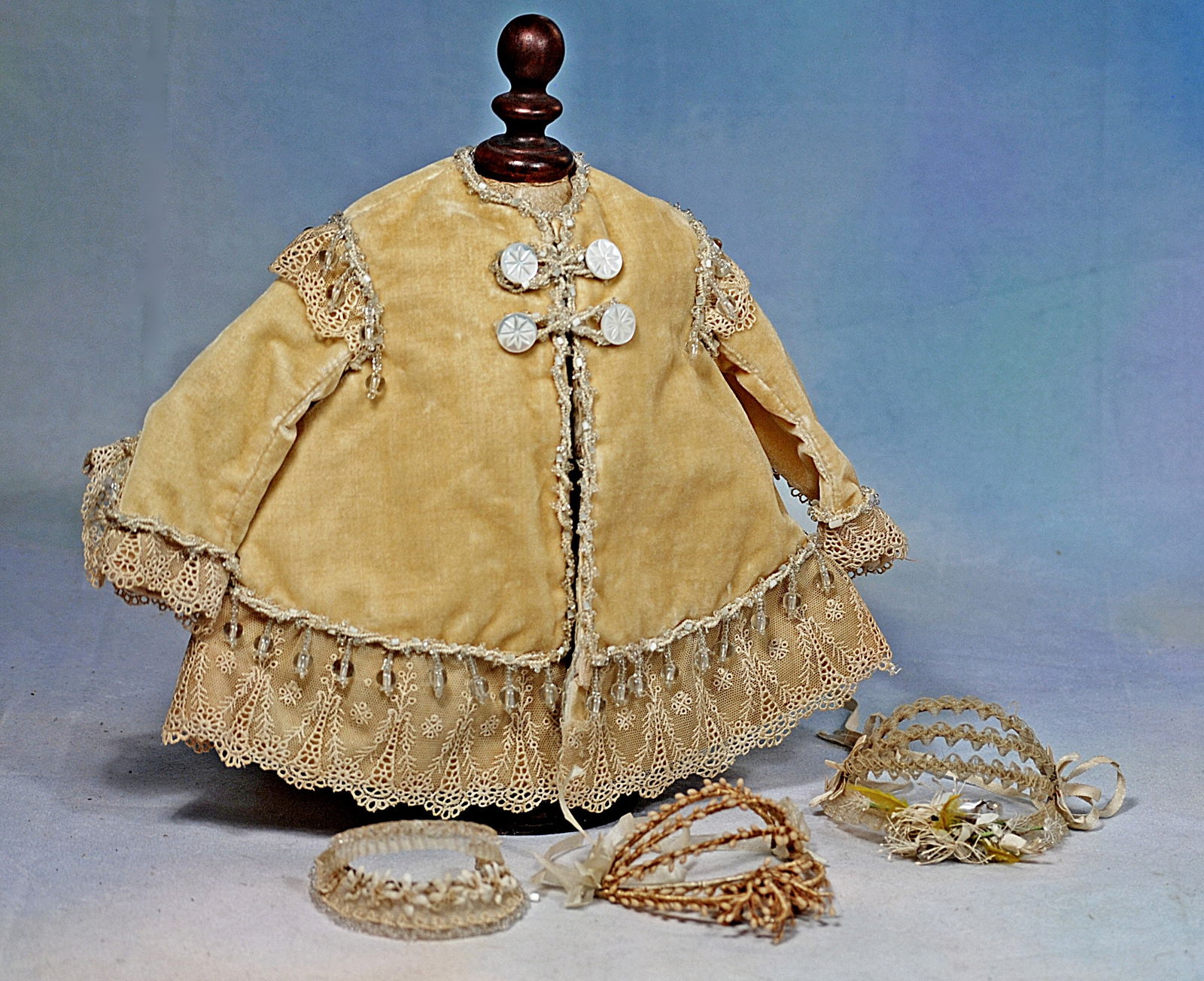 VELVET CAPE AND THREE CORONETS FOR POUPEES. (1 of 1)