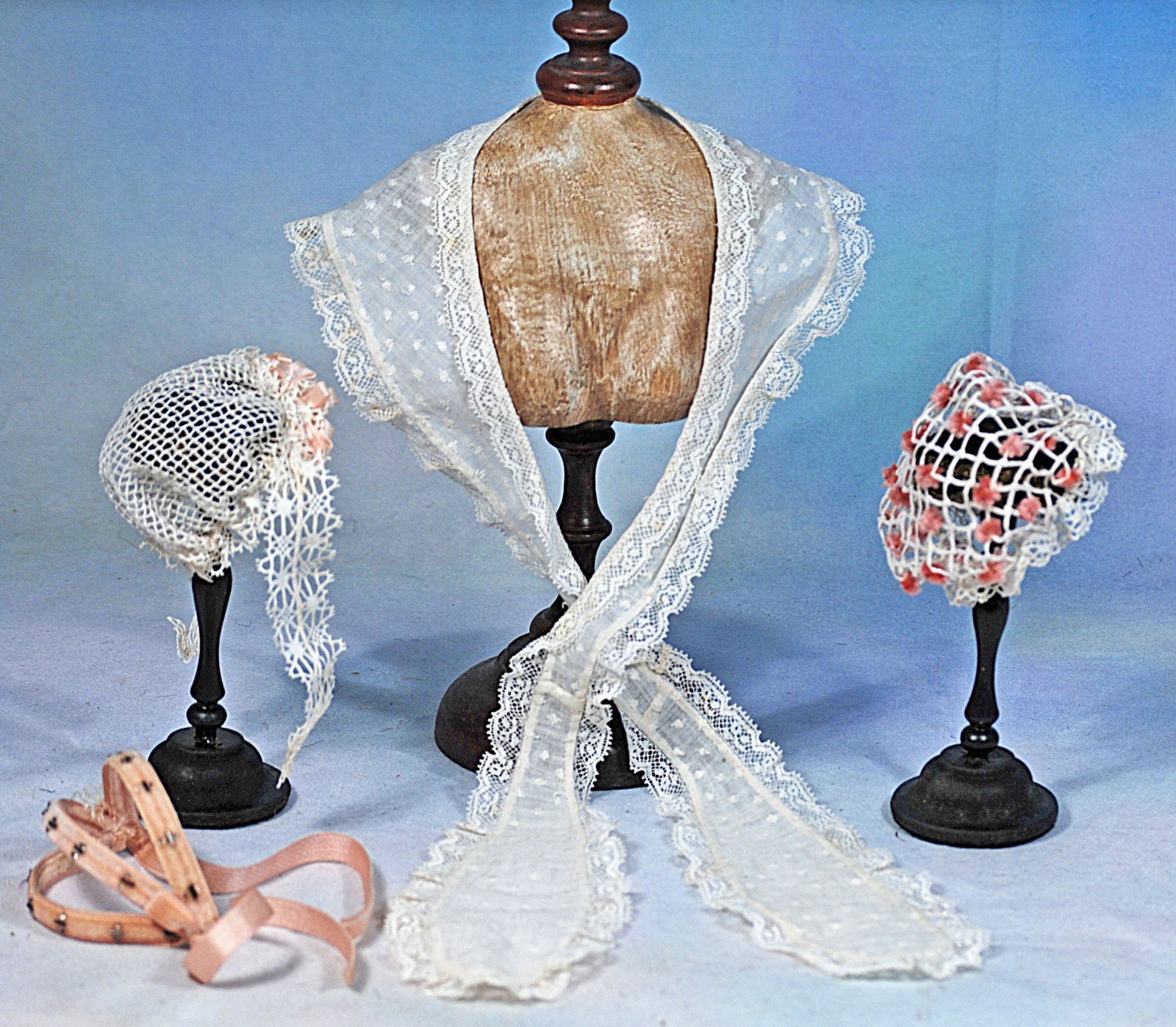 ACCESSORIES FOR POUPEES (1 of 1)