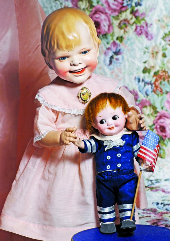 “GLADDIE” CHARACTER GIRL BY HELEN JENSEN. Marks:: “GLADDIE” CHARACTER GIRL BY HELEN JENSEN. Marks: Gladdie, copyright by Helen Jensen Germany 1007/7420. 20”. Earthenware head with flanged neck and sculpted short blonde hair with bangs, blue sle