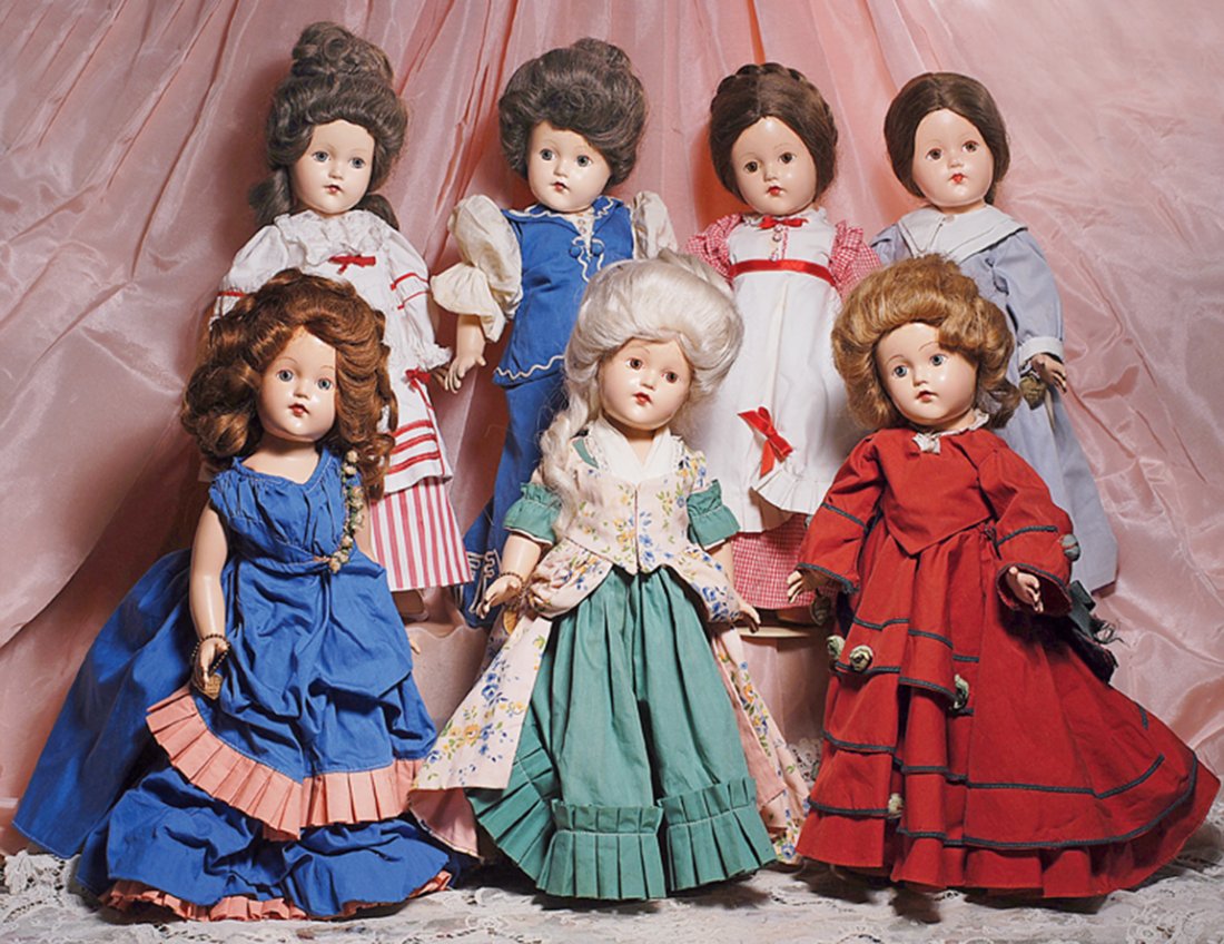 EFFANBEE, REPRESENTING 1620 PLYMOUTH COLONY. Brown wig: EFFANBEE, REPRESENTING 1620 PLYMOUTH COLONY. Brown wig pulled into a bun at the back, brown eyes, gray cotton dress with purple lining, white collar, cuffs and apron, petticoat, pantaloons, black leat