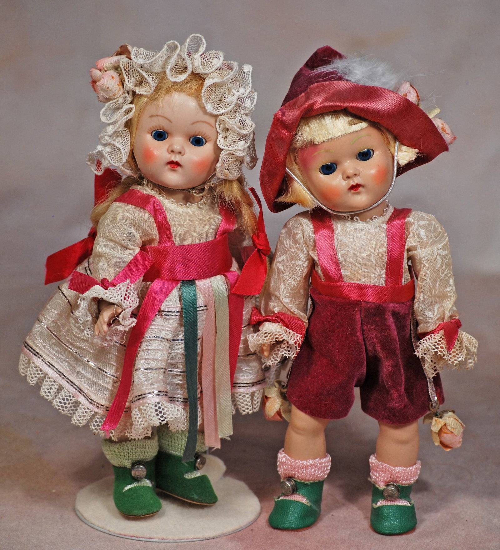 VOGUE GINNY DOLLS AS HANSEL AND GRETL (1 of 1)