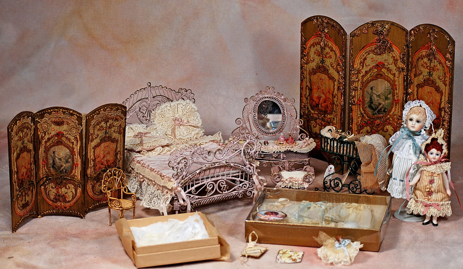 CATHY HANSEN DOLLS LILY AND CORRINE WITH ACCESSORIES AND FURNISHINGS. (1 of 1)