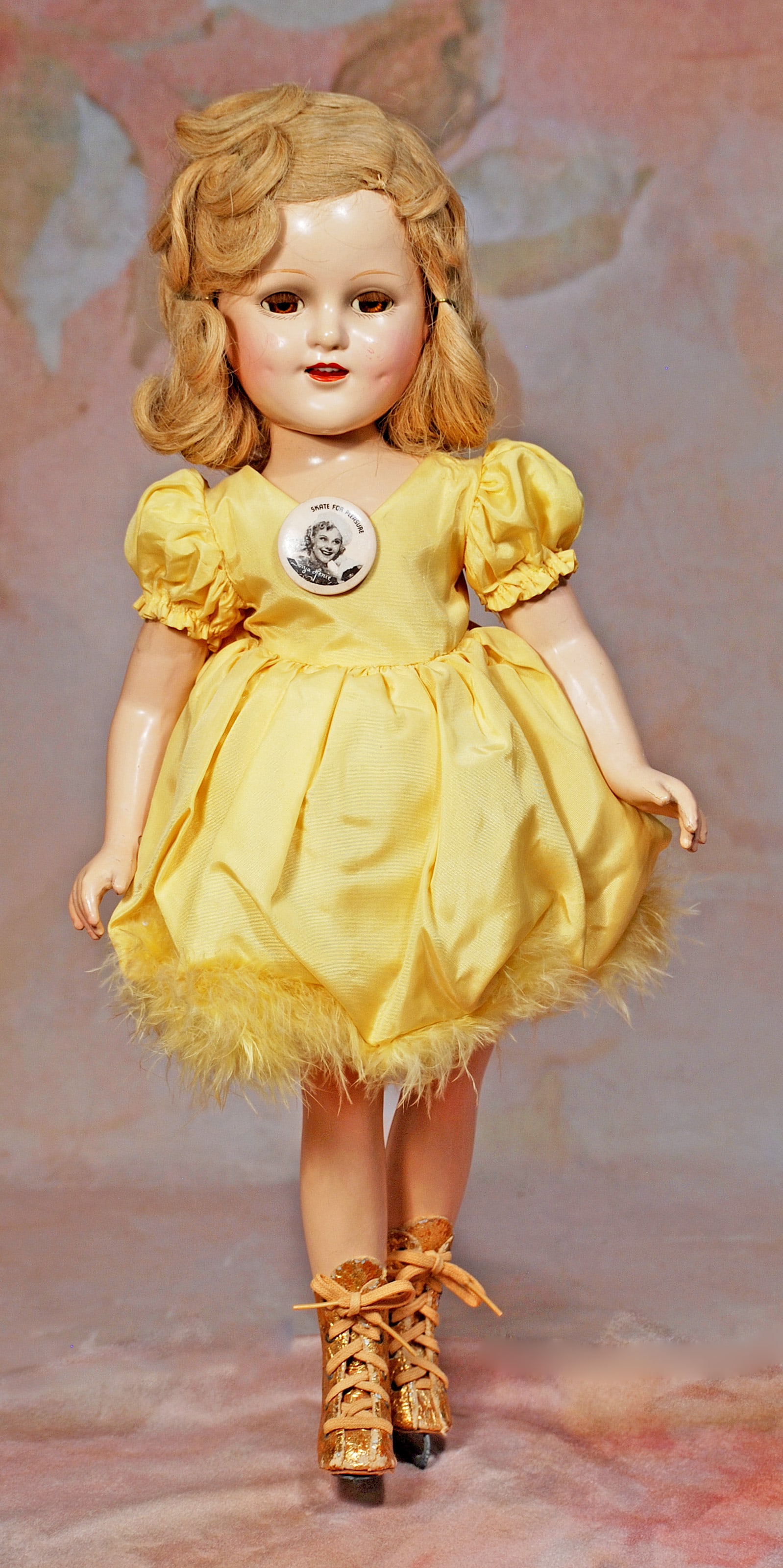 COMPOSITION SONJA HENIE PORTRAIT DOLL BY ALEXANDER (1 of 1)