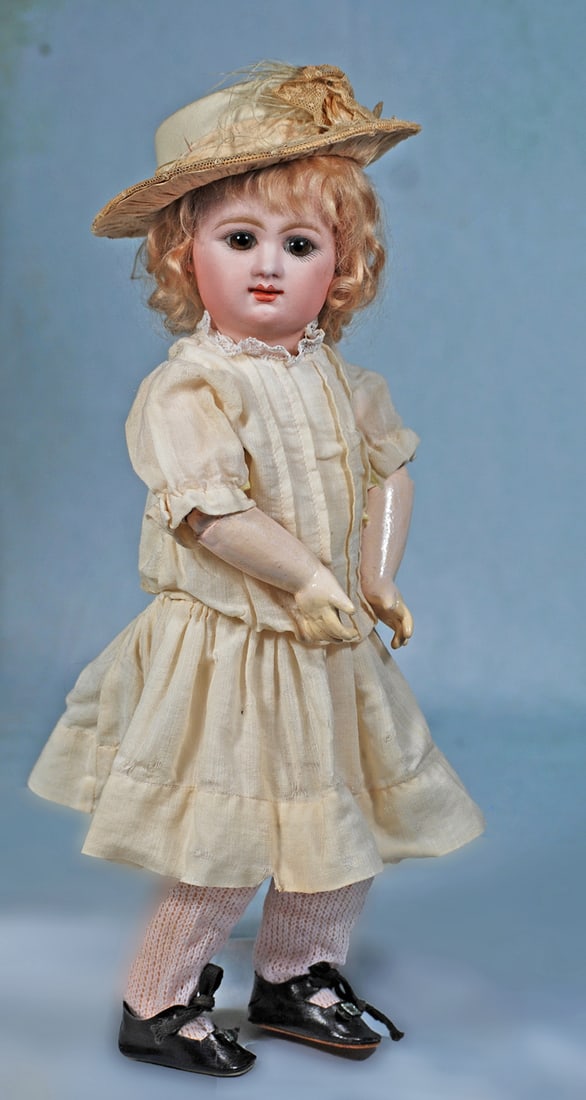 PETITE FRENCH BISQUE BEBE BY RABERY AND DELPHIEU (1 of 2)