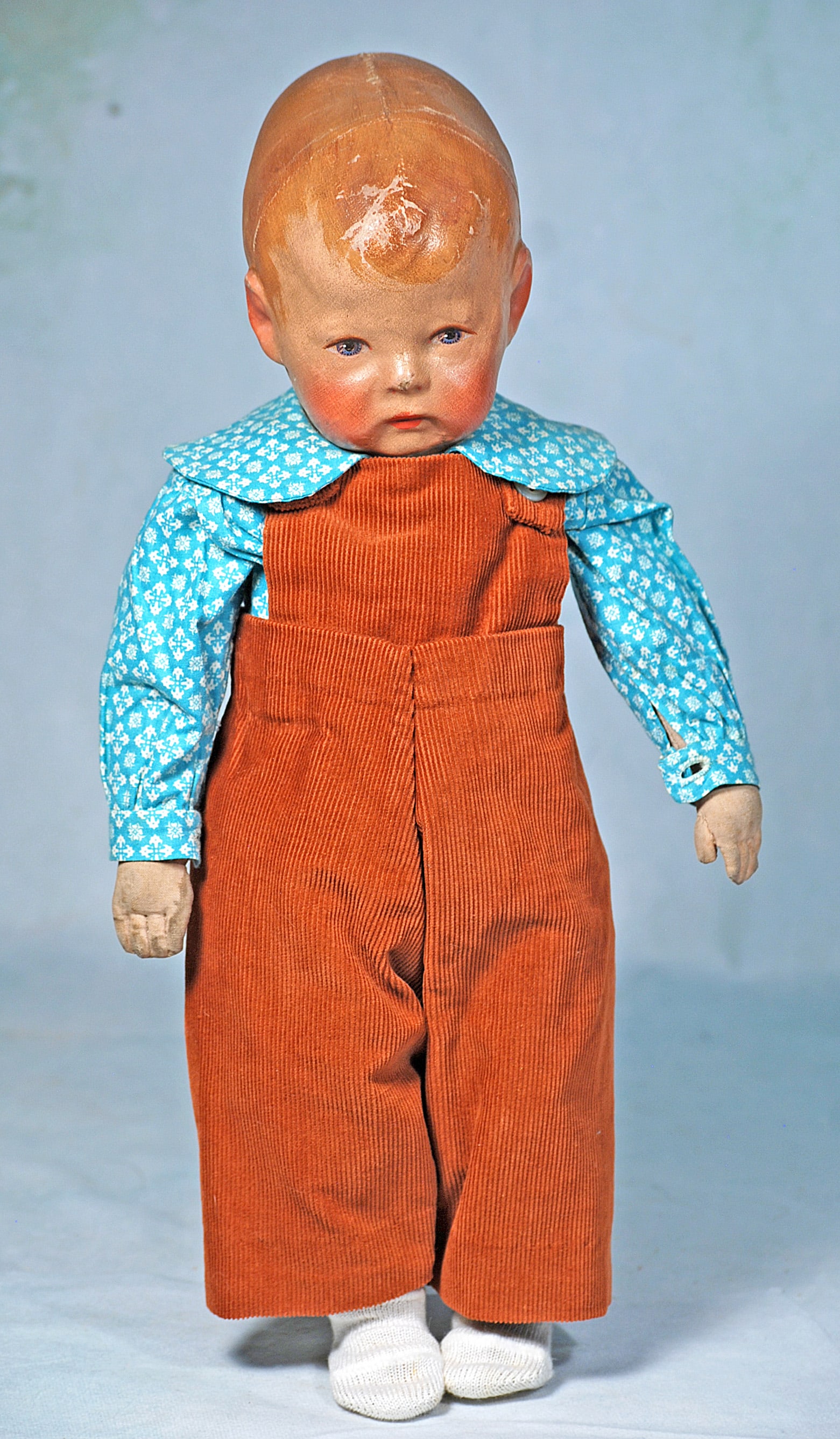 EARLY KATHE KRUSE, MODEL 1, CLOTH DOLL (1 of 2)
