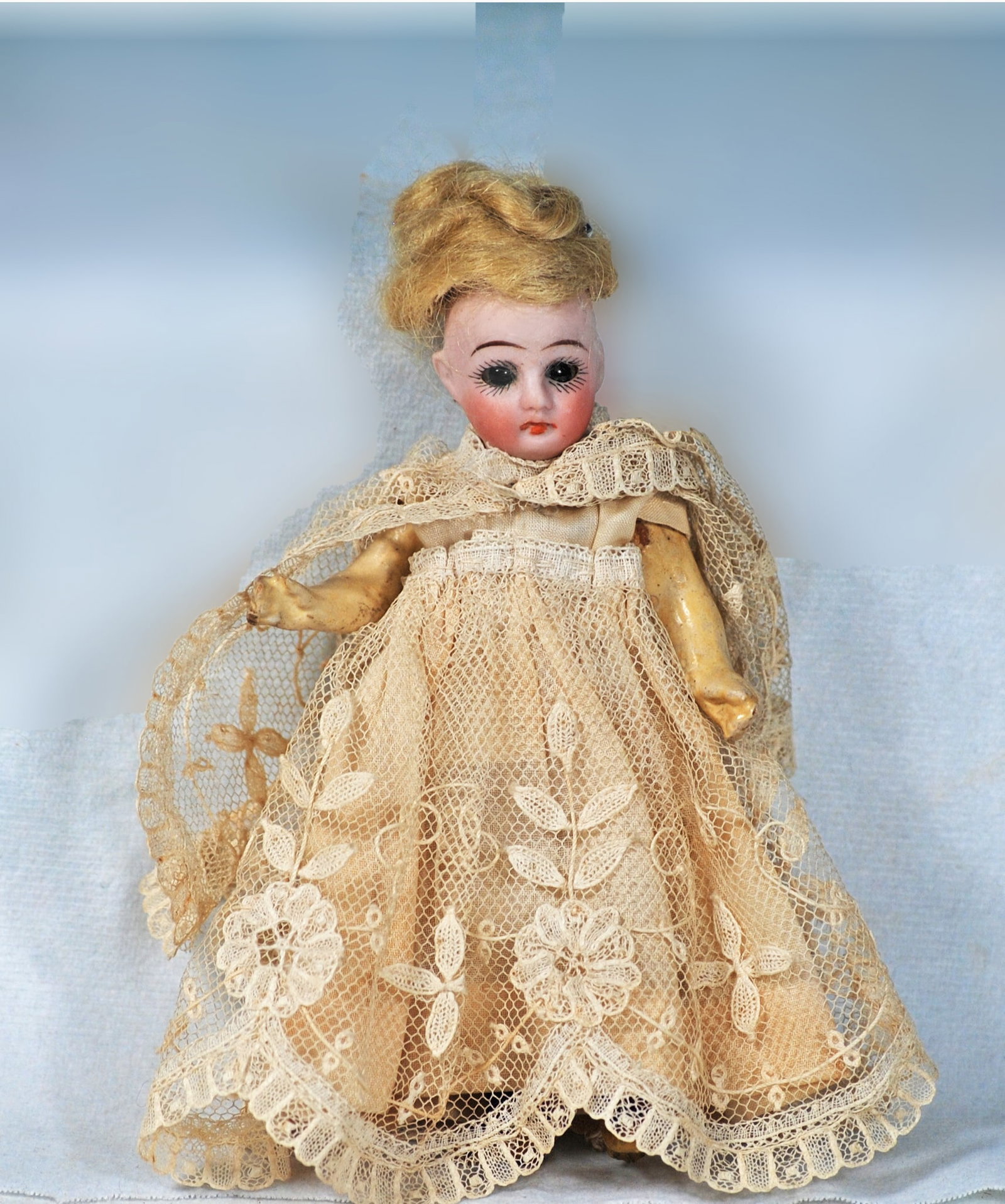 MINIATURE GERMAN BISQUE CLOSED MOUTH DOLL (1 of 1)
