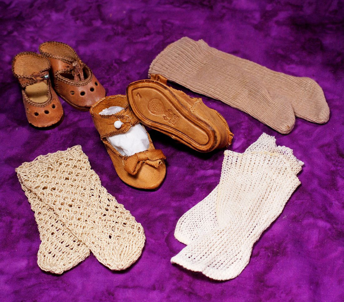 DOLL SHOES AND SOCKS. (1 of 1)