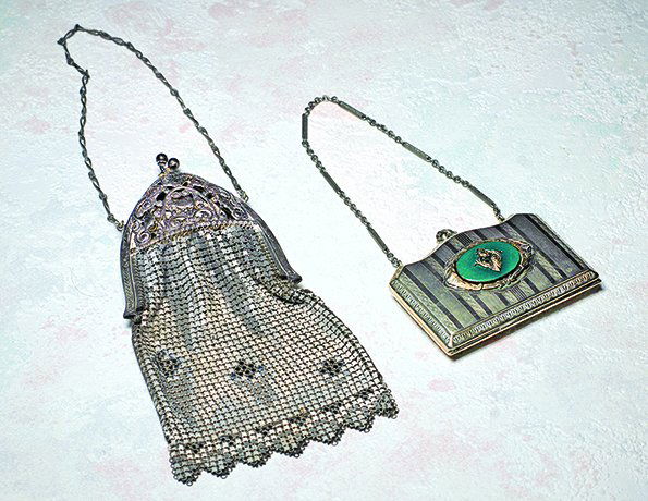ANTIQUE PURSE AND PURSE COMPACT.  7” mesh purse with (1 of 1)