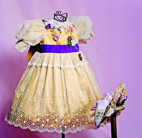 SILK AND LACE DOLL DRESS WITH MATCHING BONNET.  Golden (1 of 1)