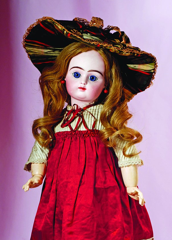 FRENCH BISQUE BEBE BY PINTEL AND GODCHAUX WITH LUMINOUS (1 of 2)
