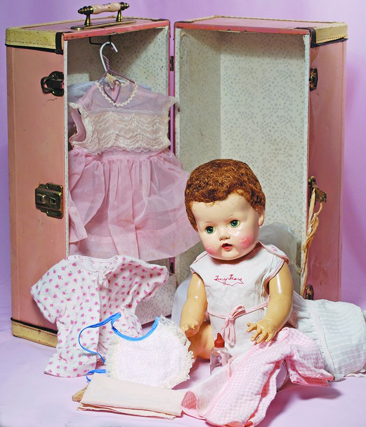 AMERICAN CHARACTER TINY TEARS DOLL.  18”.  Hard plastic (1 of 2)