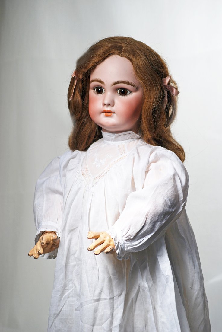 BEAUTIFUL, CLOSED MOUTH,  FRENCH BISQUE “DEP” BEBE. (1 of 2)