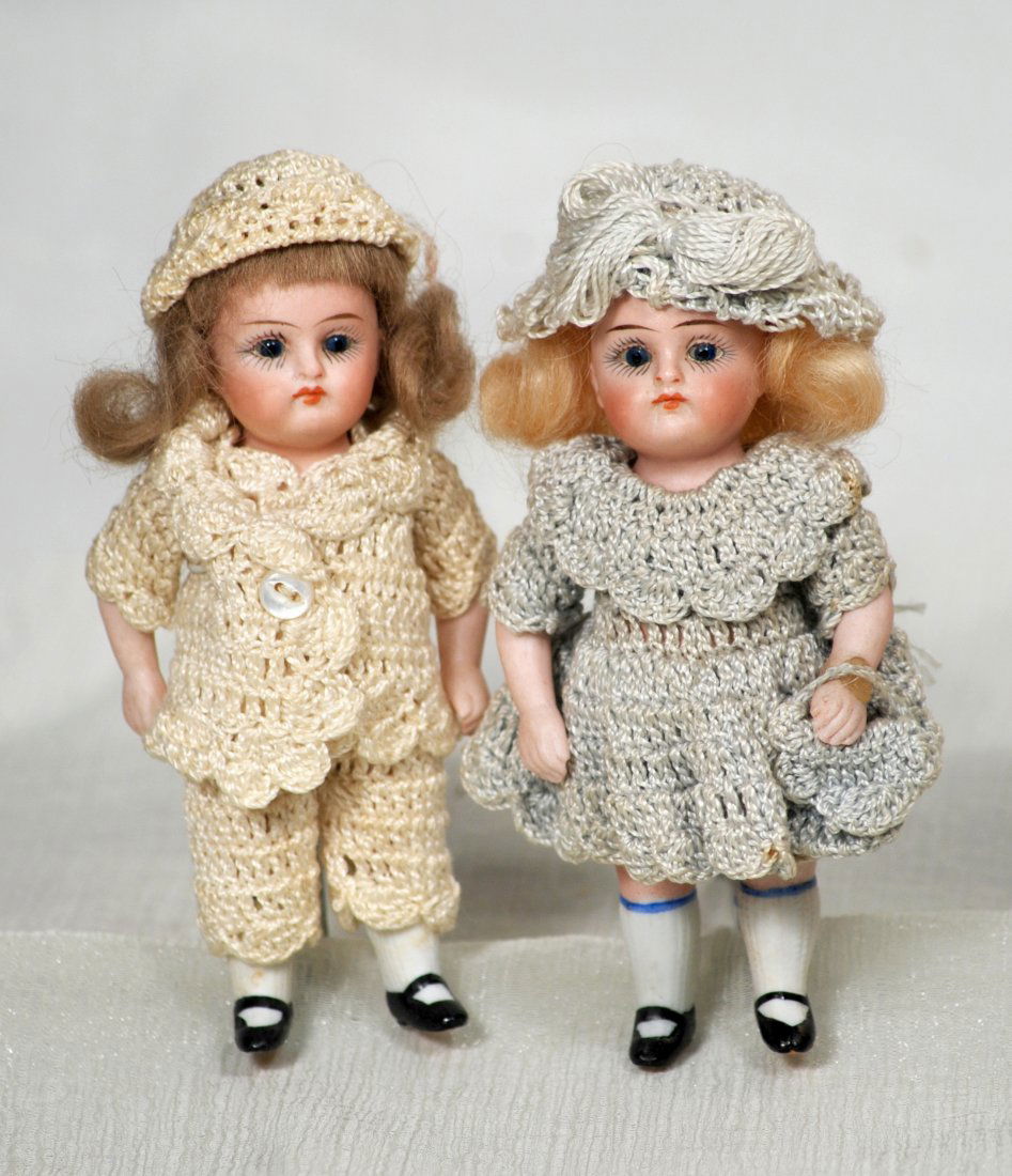 GERMAN ALL-BISQUE TWINS BY KESTNER.  Marks: 208 4 ”. (1 of 1)