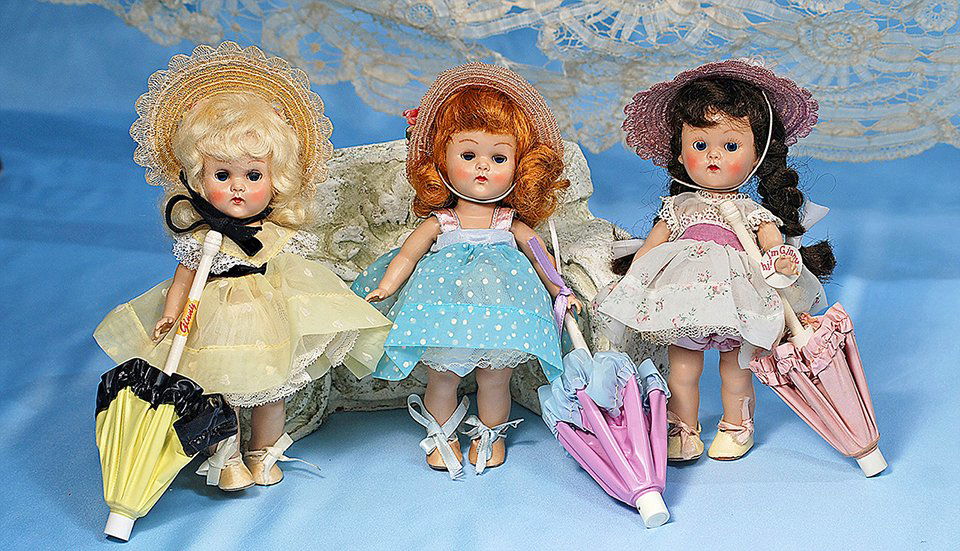 VOGUE GINNY “BON BONS SERIES” NO. 81. 8”. Hard plastic, (1 of 2)