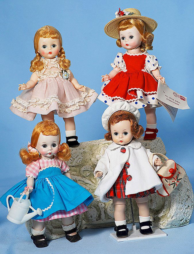 ALEXANDER-KINS “WENDY IN ORGANDY DRESS” #62.8” Hard (1 of 2)