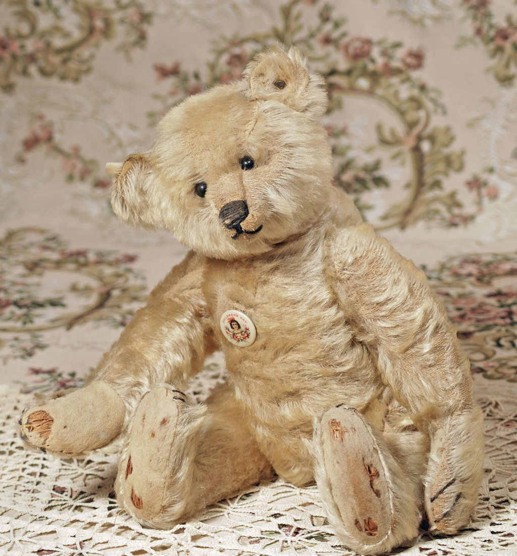 EARLY MOHAIR STEIFF BEAR WITH PEWTER BUTTON (1 of 1)