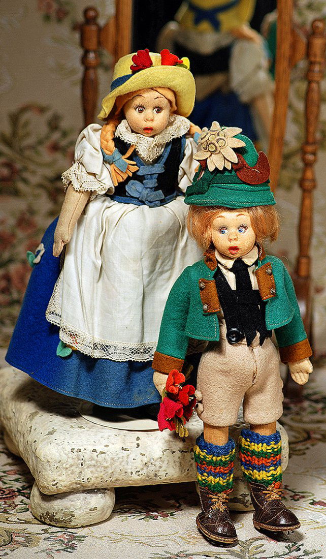 PAIR OF LENCI MASCOTTE DOLLS (1 of 1)