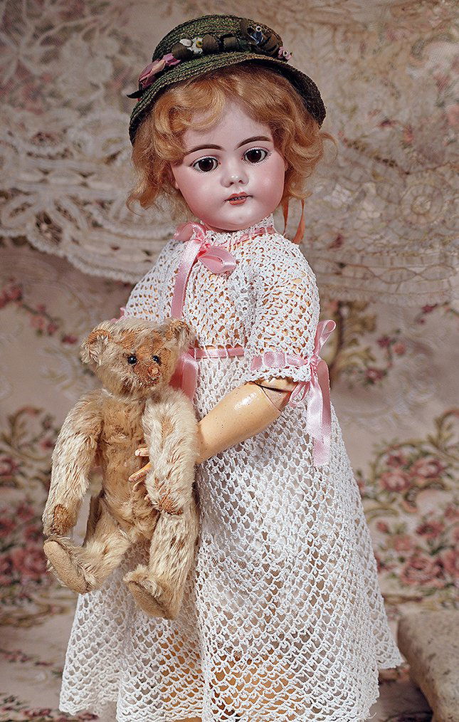 EARLY STEIFF TEDDY BEAR (1 of 2)