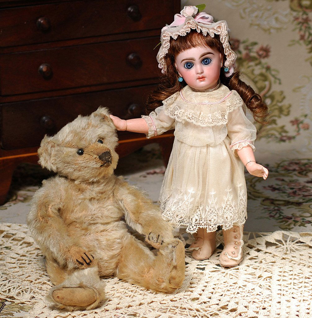 TINY SIZE “1” FRENCH BISQUE BEBE JUMEAU (1 of 4)