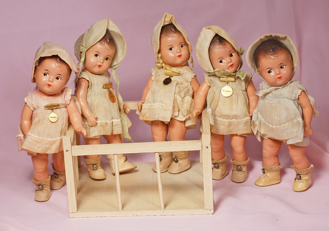 SET OF COMPOSITION DIONNE QUINT TODDLERS AND PLAY PEN (1 of 1)