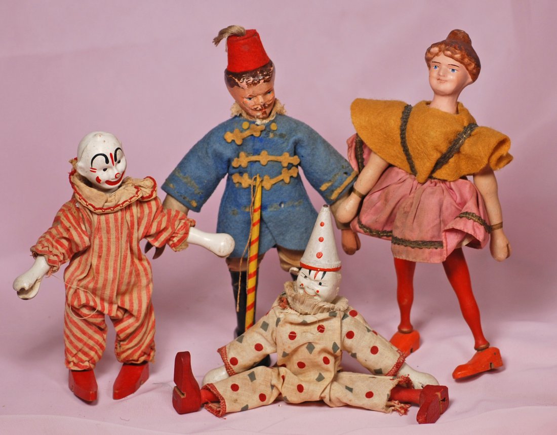 FOUR SCHOENHUT CIRCUS FIGURES (1 of 1)