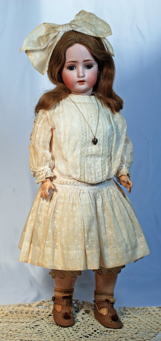 GERMAN BISQUE “SWEET NELL” BY ALT, BECK & GOTTSCHALCK.: 3. GERMAN BISQUE “SWEET NELL” BY ALT, BECK & GOTTSCHALCK. Marks: ABG 1362 Made in Germany 3. 24”. Bisque socket head, blue sleep eyes, applied upper lashes, painted lower lashes, feathered open