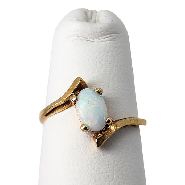Vintage 10K Gold Genuine Opal Ring, Sz 3 (1 of 10)