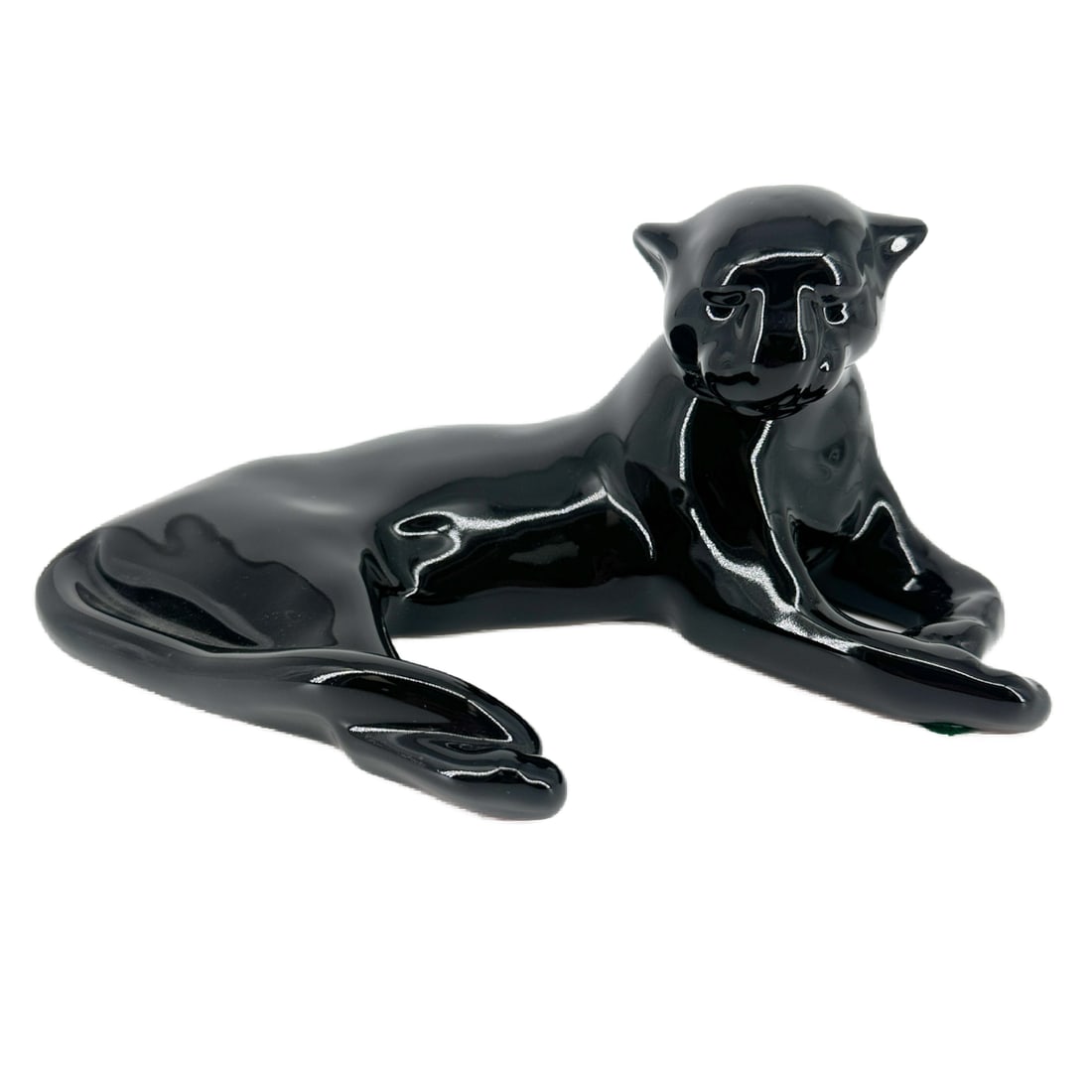 Vintage Frankoma Pottery Reclining Puma Figure in Gloss Black: Vintage Frankoma Pottery Reclining Puma Figure No.116 in Gloss Black