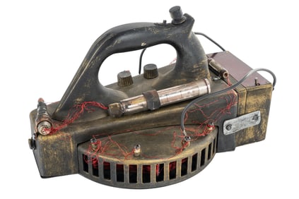 "Mousehunt" Caesar, the Exterminator (Christopher Walken) Production-Used Mouse Detector