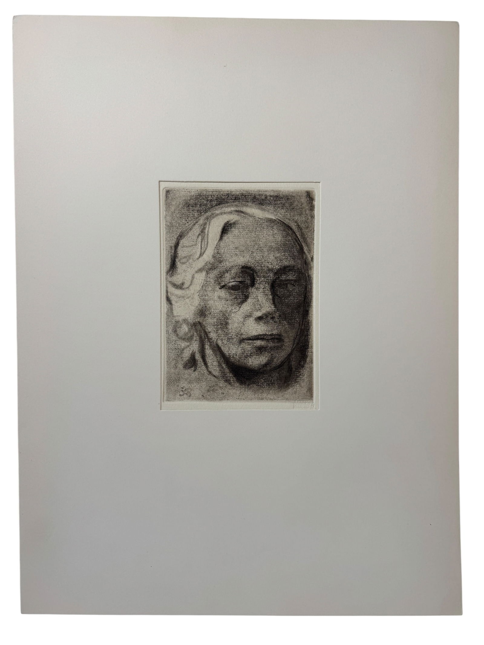 Antique Kathe Kollwitz "Selbstbildnis" (Self Portrait) Drypoint Etching: Image dimensions: 13.5 x 10.25Matte dimensions: 15.5 x 11.5Pencil signed, circa 1912.Artist: Kathe Kollowitz (1867-1945) was known for etching, lithography and woodcut-figures.Photos are part of the